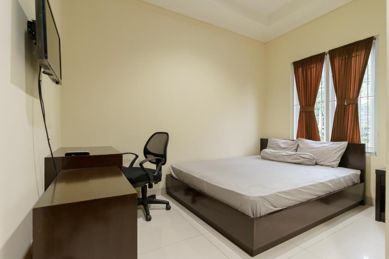 Dago Suites Syariah Cikarang Mitra Reddoorz 베카시 외부 사진