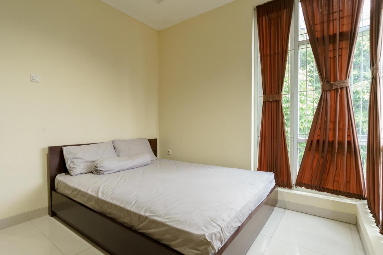 Dago Suites Syariah Cikarang Mitra Reddoorz 베카시 외부 사진